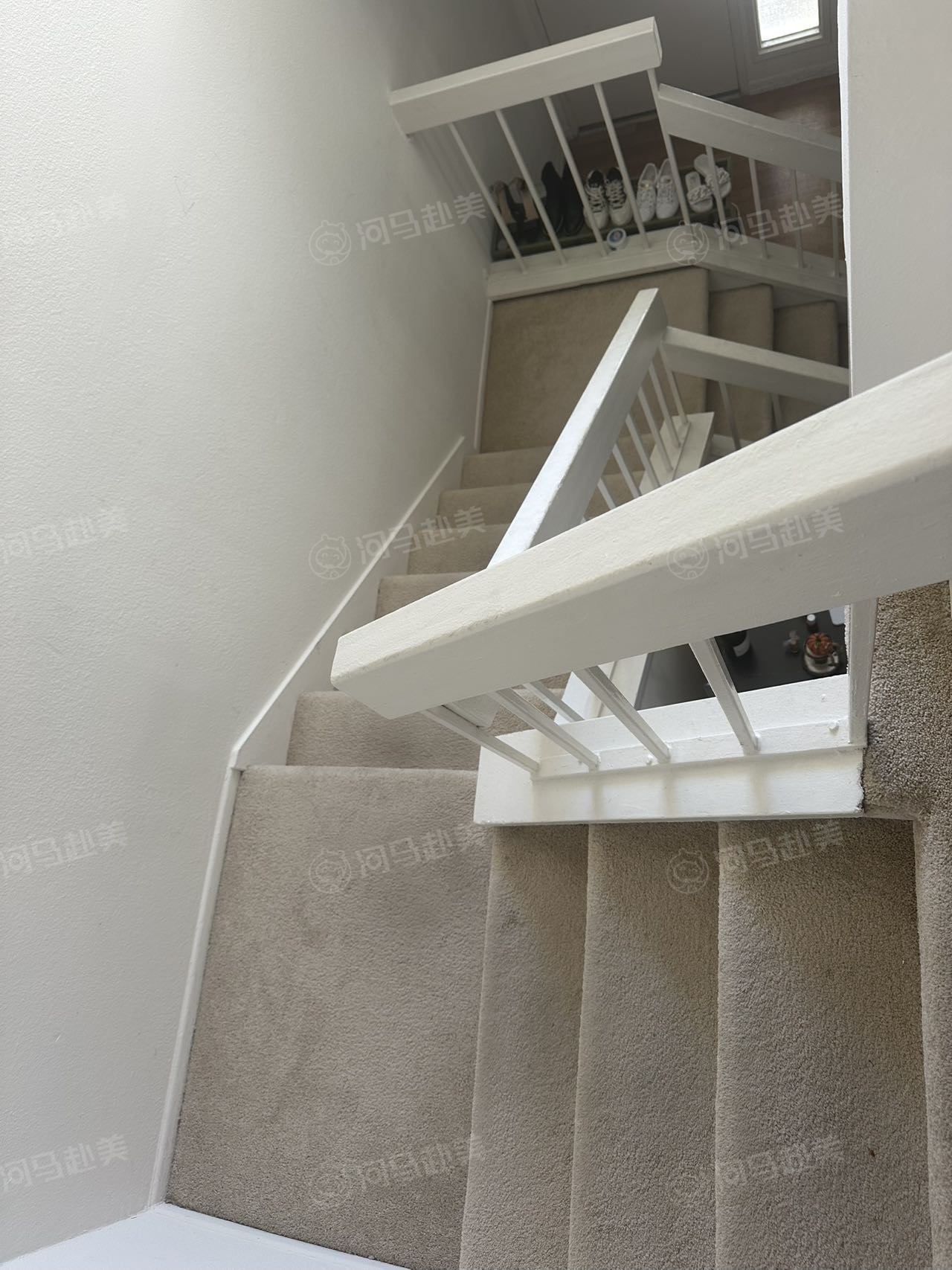 Irvine Turtle Rock 2-bedroom, 2-bathroom apartment, located near elementary, middle, and high schools with 9-point ratings.64685760878465121